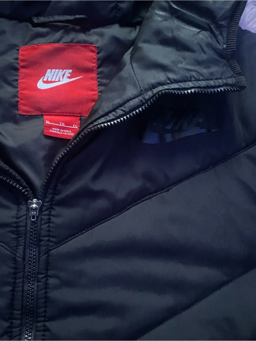 Nike Men’s Black Quilted Hooded Puffer Jacket